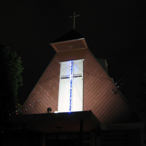 礼拝堂正面のライトアップ